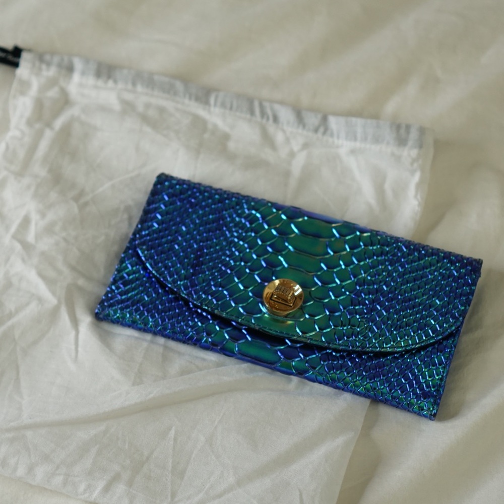 [&OTHER STORIES] Blue Multi-Chrome Scales Wallet